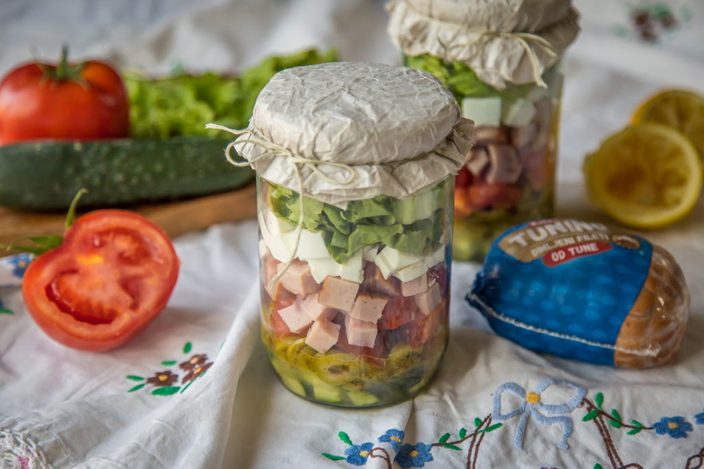 Piknik salata u tegli 