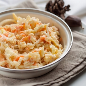 američka kupus salata (coleslaw) 1